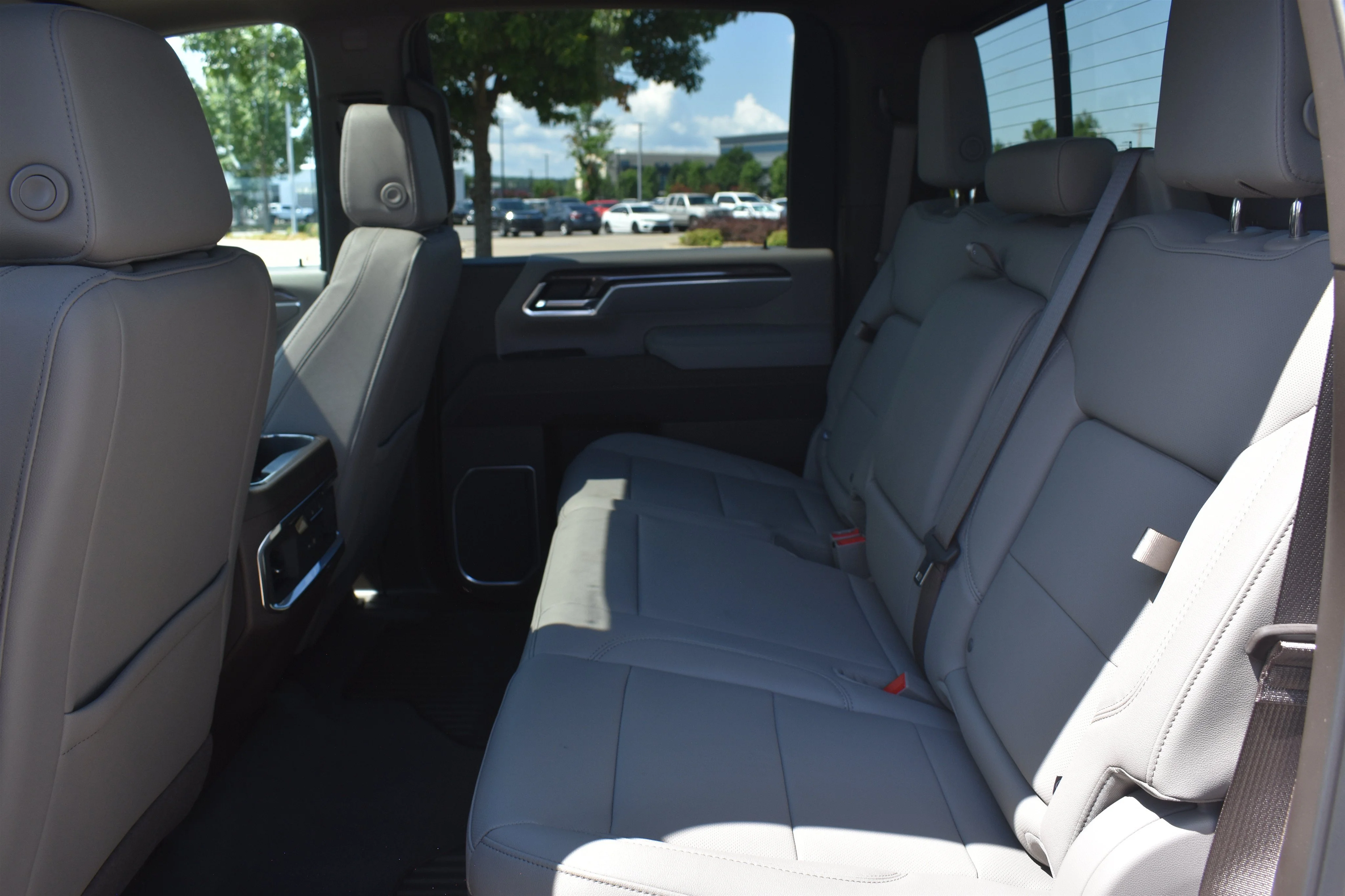 New 2026 Summit White Chevrolet LTZ image 21