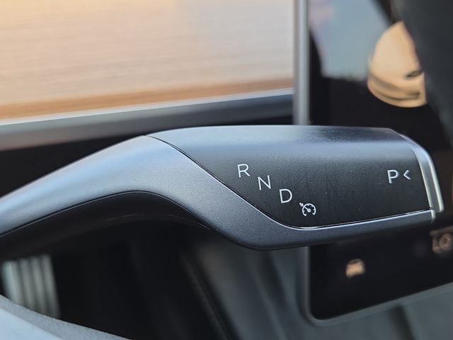 Used 2022 Pearl White Multi-Coat Tesla Long Range image 20