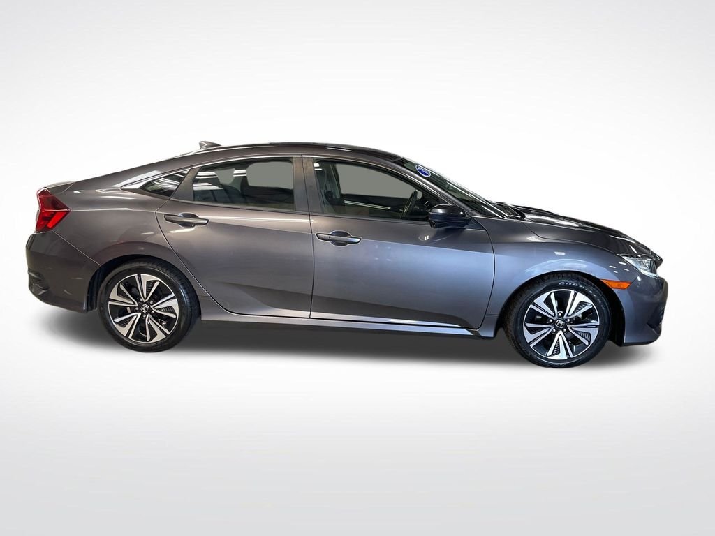 Used 2018  Honda EX-T image 6