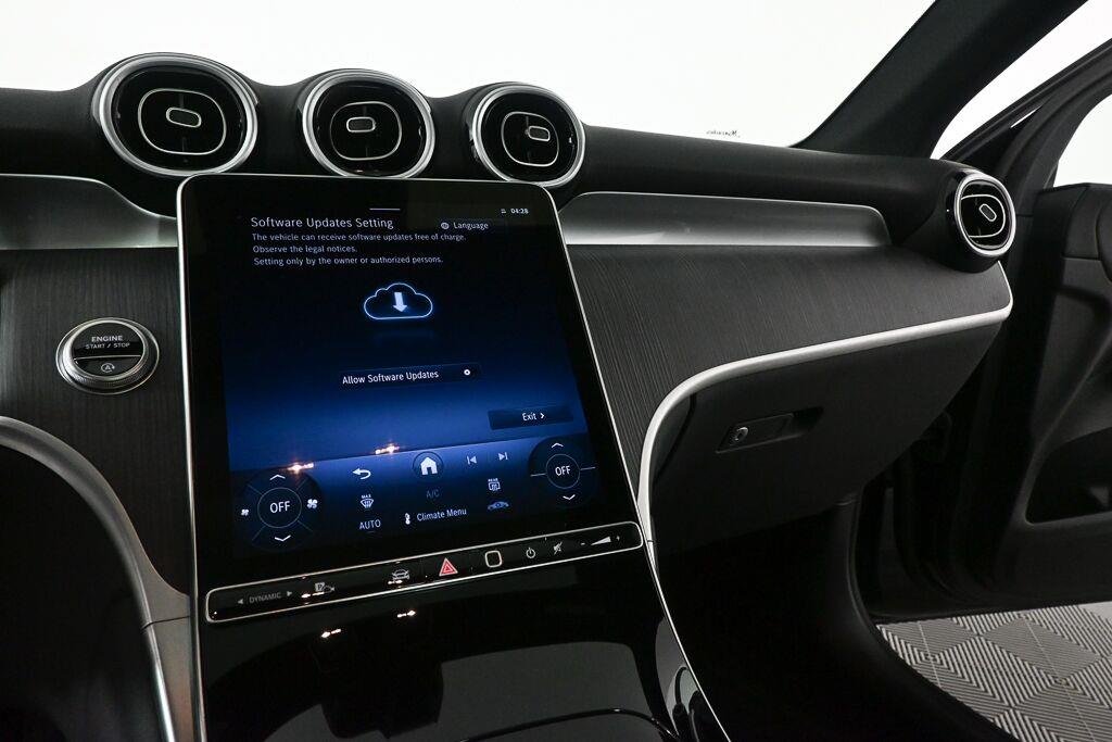 Certified Used 2025 Black Mercedes-Benz GLC 300 image 14