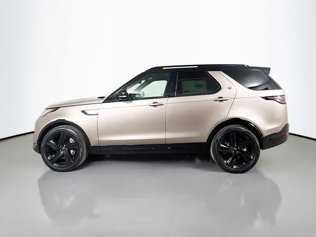 New 2026 Brown Land Rover Dynamic SE image 8