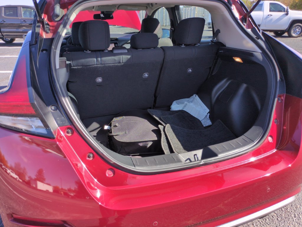 Used 2025 Scarlet Ember Nissan SV PLUS image 22