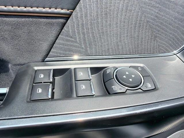 Used 2023 White Ford Platinum image 15