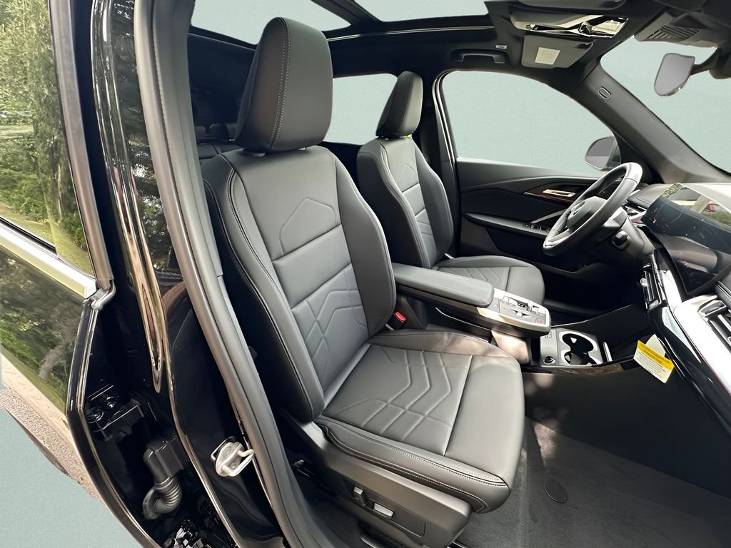 New 2026 Black Sapphire Metallic BMW xDrive28i image 24