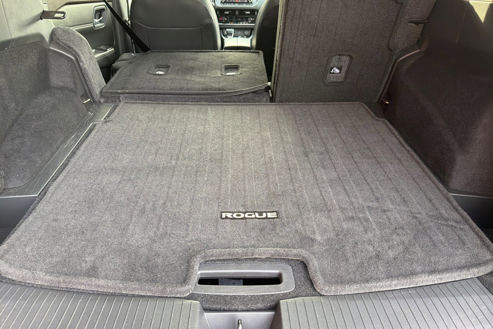 Used 2023 Pearl White Tricoat Nissan SV image 14