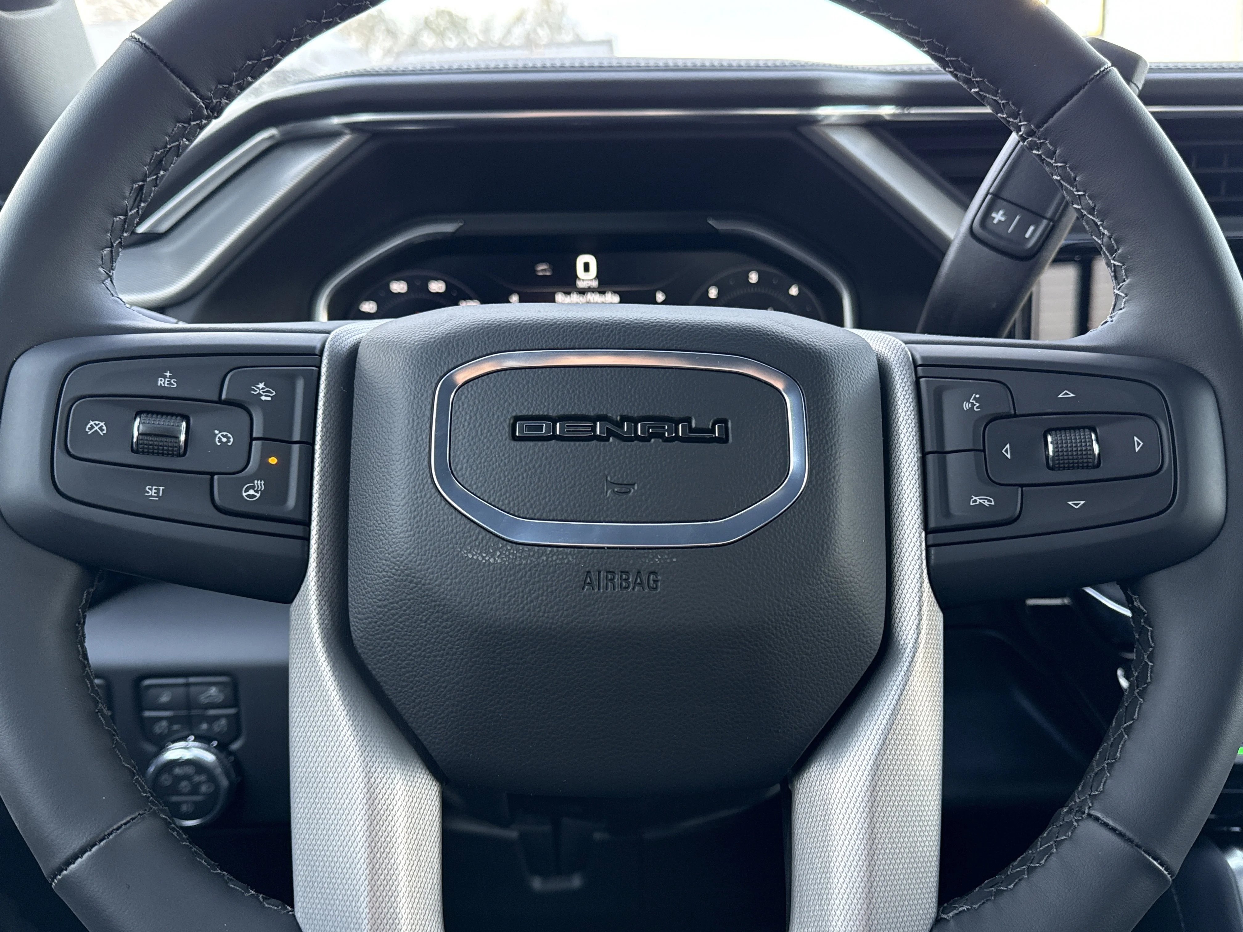 2026 GMC Sierra 2500HD Denali - Photo 25