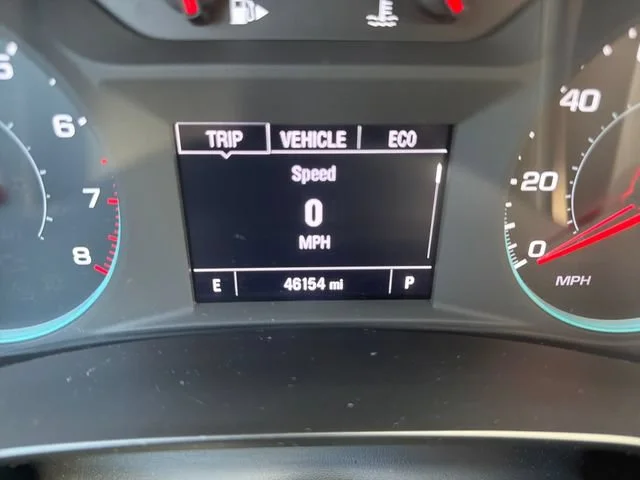 Used 2025 Summit White Chevrolet 1LT image 20