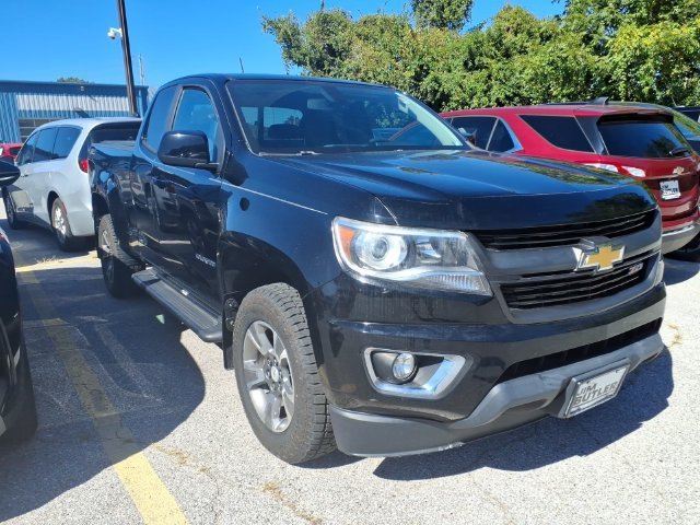 Used 2016 BLACK Chevrolet 4WD Z71 image 5