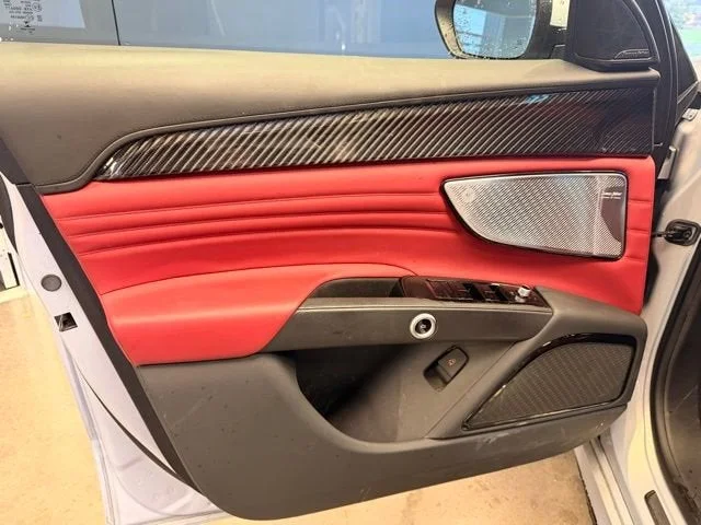 Certified Used 2023 Bianco Astro Metallic Maserati Modena image 18