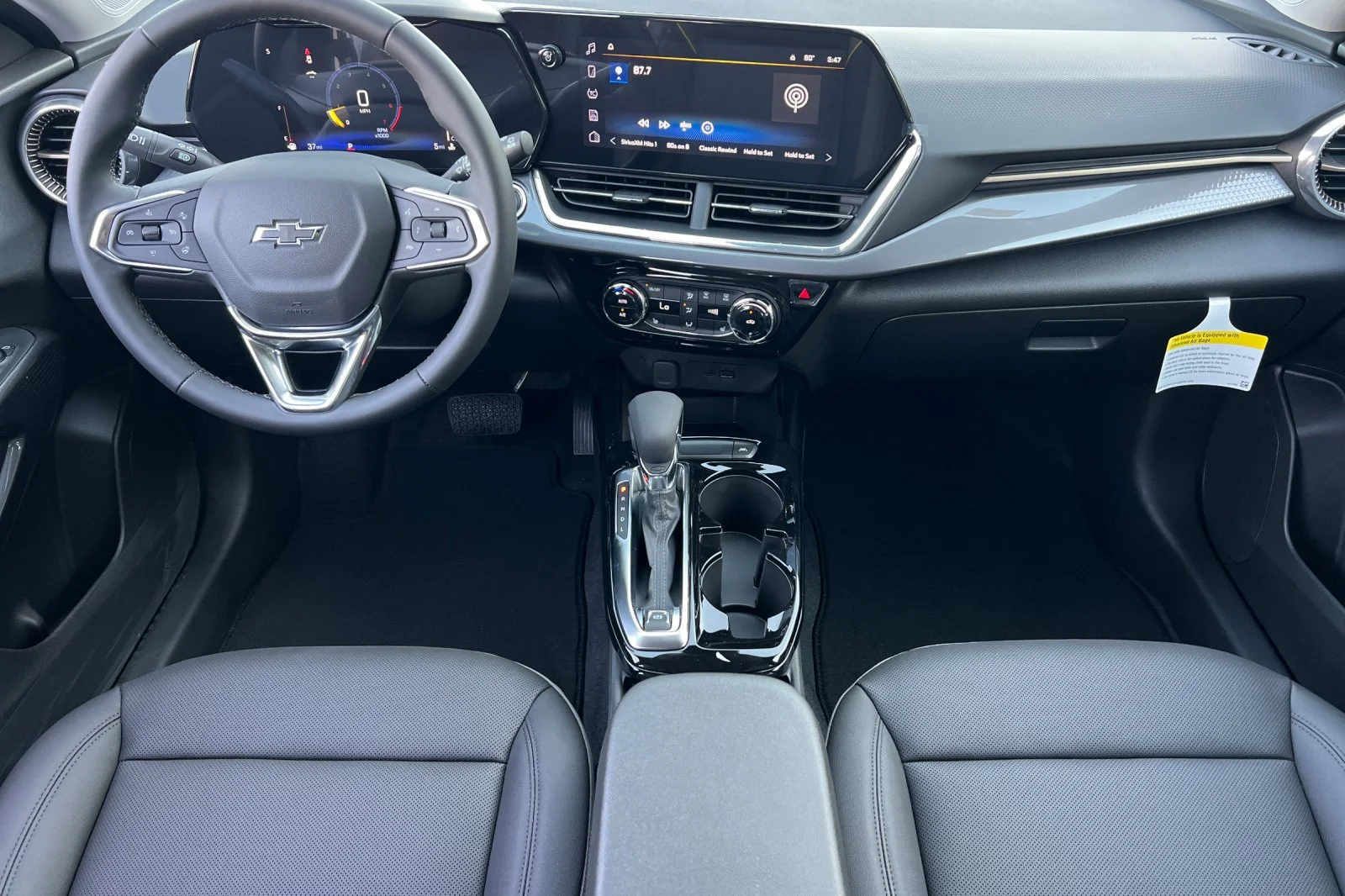 New 2026 Mosaic Black Metallic Chevrolet ACTIV image 13