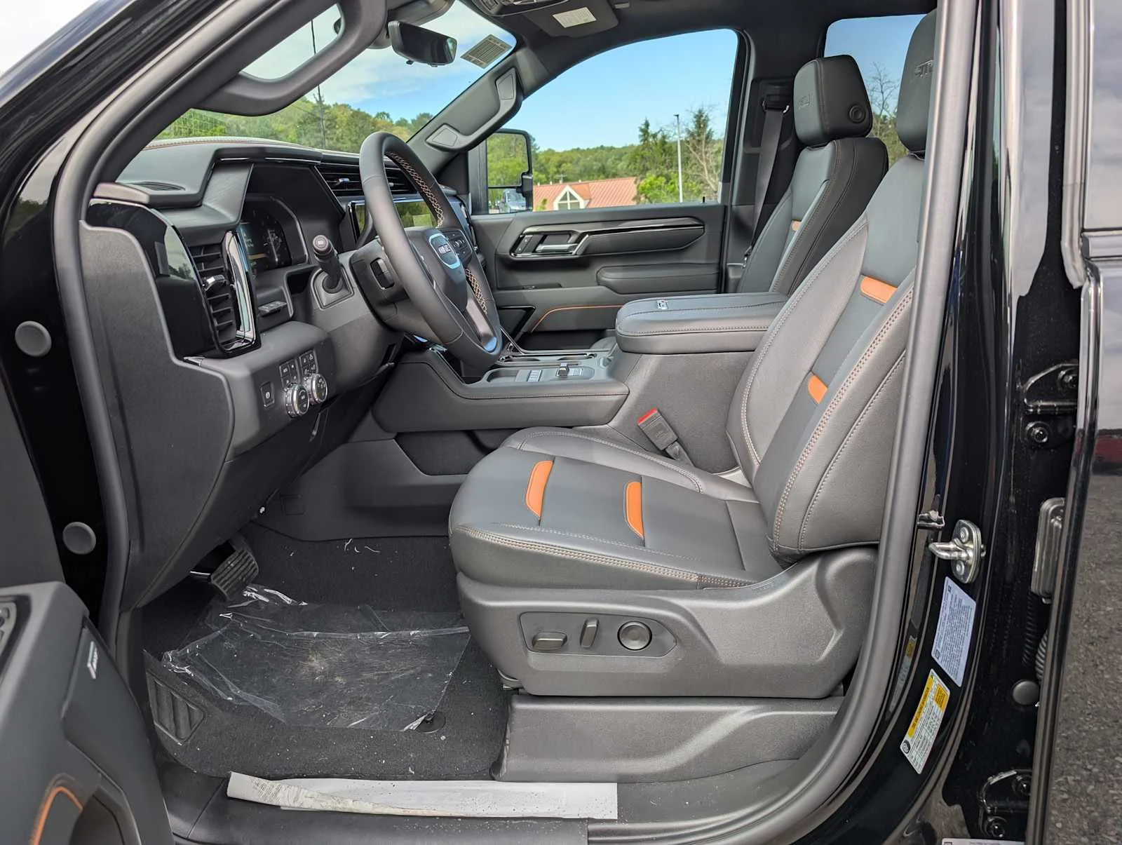 New 2026 Onyx Black GMC AT4 image 4