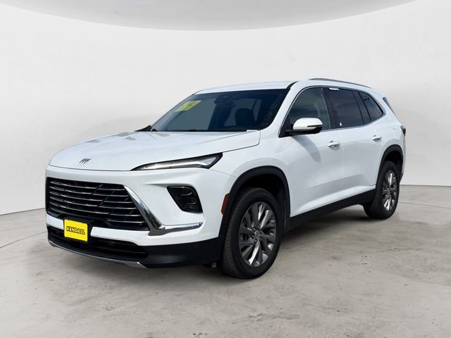 Used 2025 White Buick Preferred image 1