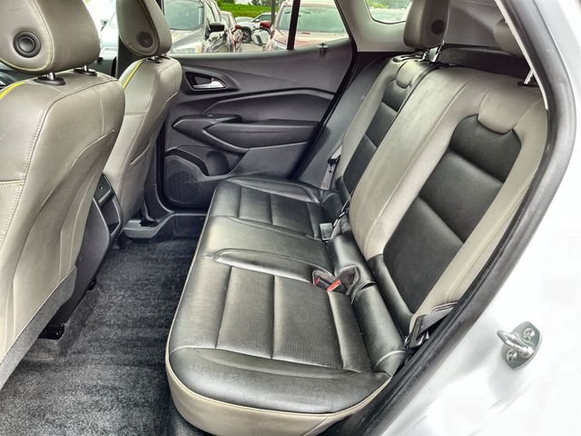 Used 2025 White Chevrolet ACTIV image 25