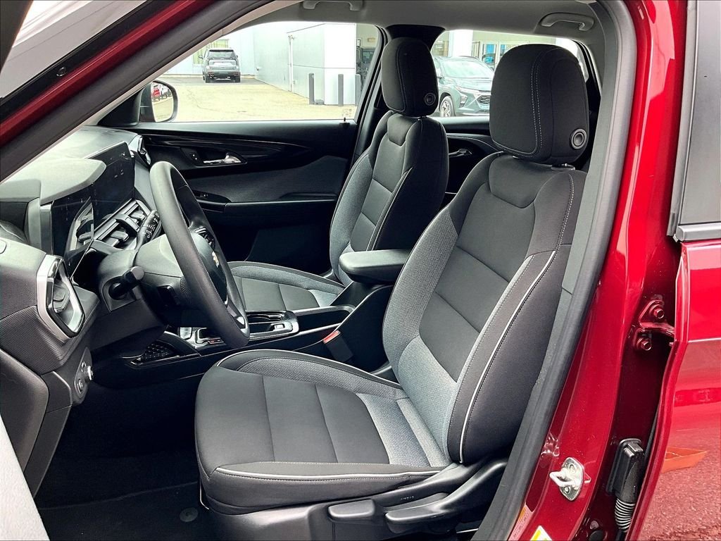 Used 2024 Red Chevrolet LS image 10