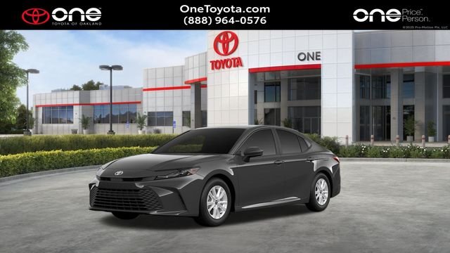 2026 Toyota Camry LE Hybrid's photo