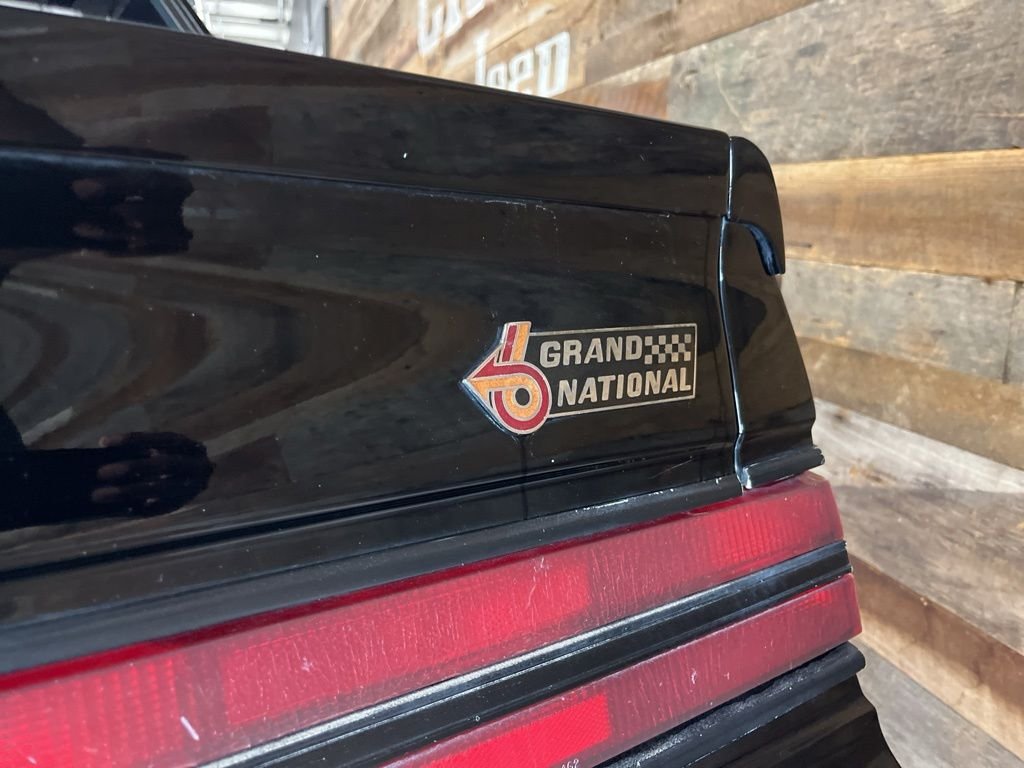 Used 1986 Black Buick Grand National image 21