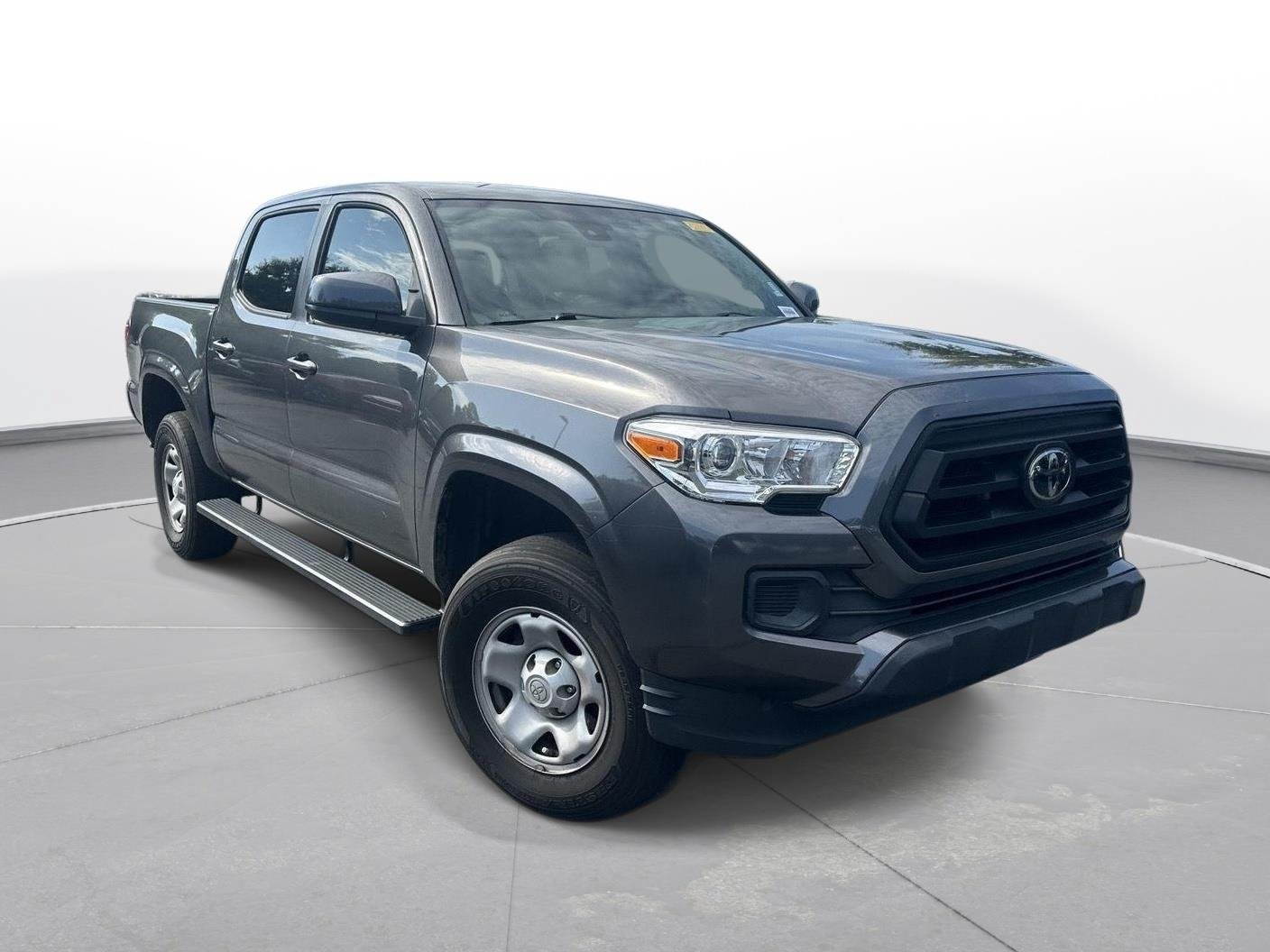 Used 2022 Magnetic Gray Metallic Toyota SR image 4