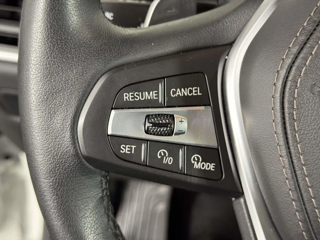 Used 2026 White BMW xDrive40i image 22