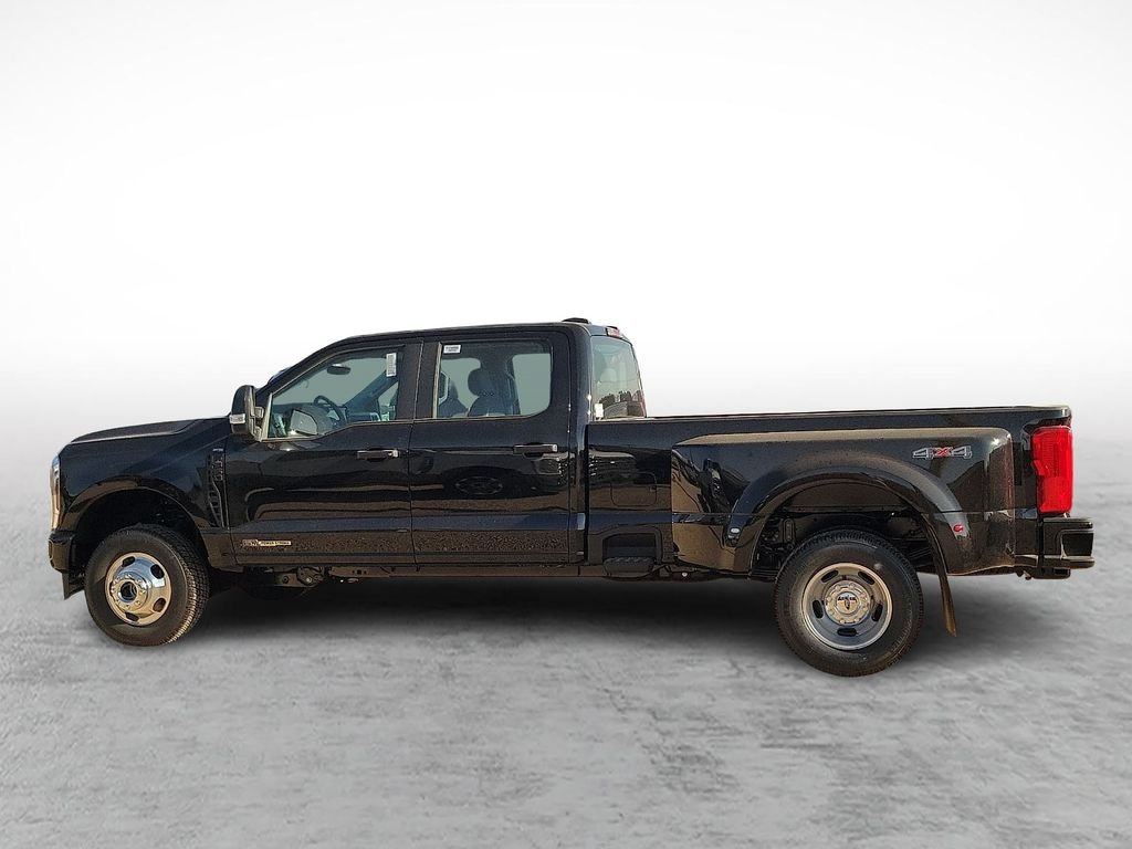 New 2026 Agate Black Metallic Ford F-350® XL image 6