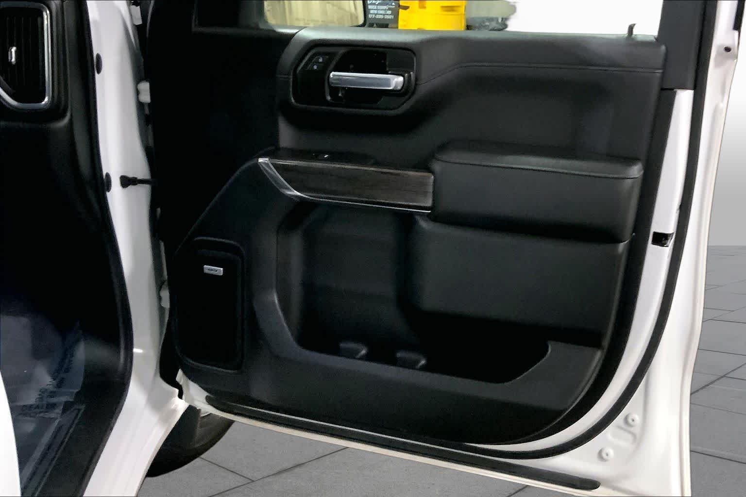 Used 2021 Summit White Chevrolet LTZ image 23