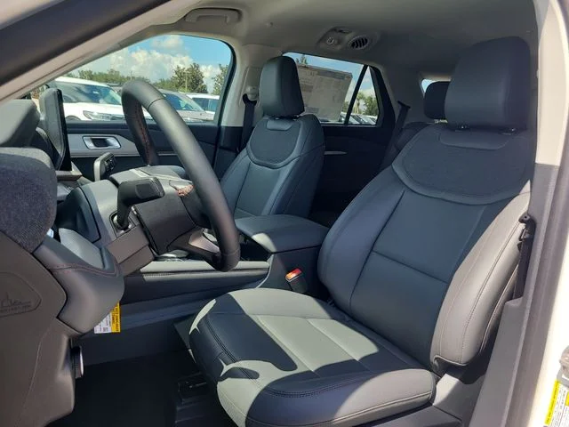 New 2026 White Metallic Ford Active image 21