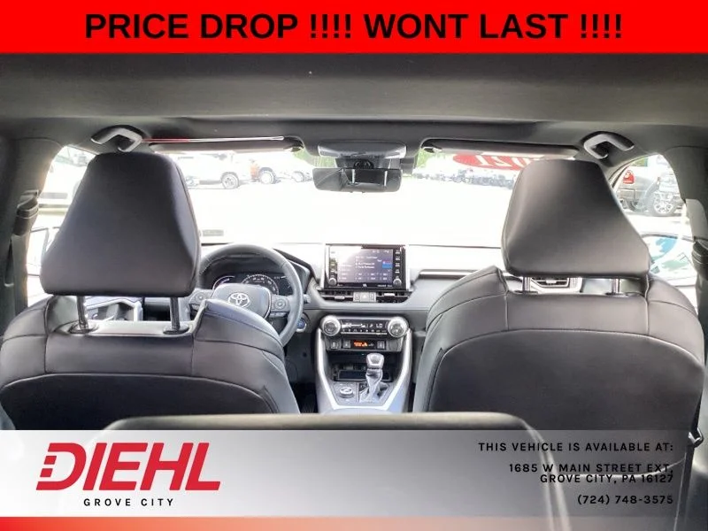 Used 2021 Silver Toyota XSE image 18