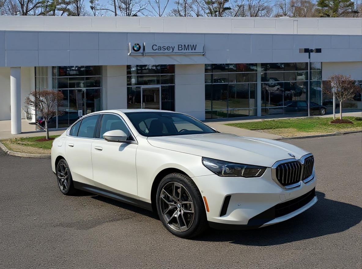 New 2027 Alpine White BMW 530i image 1