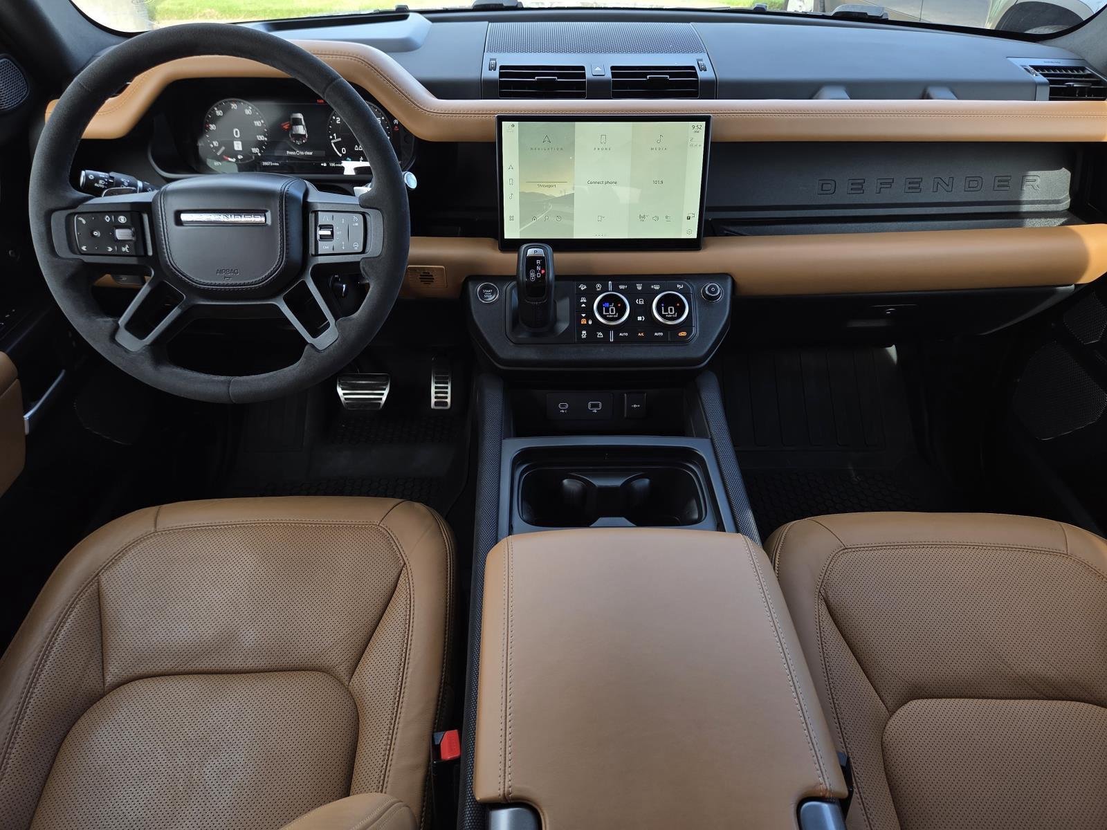 Used 2024 Carpathian Grey Premium Metallic Land Rover Carpathian Edition image 16