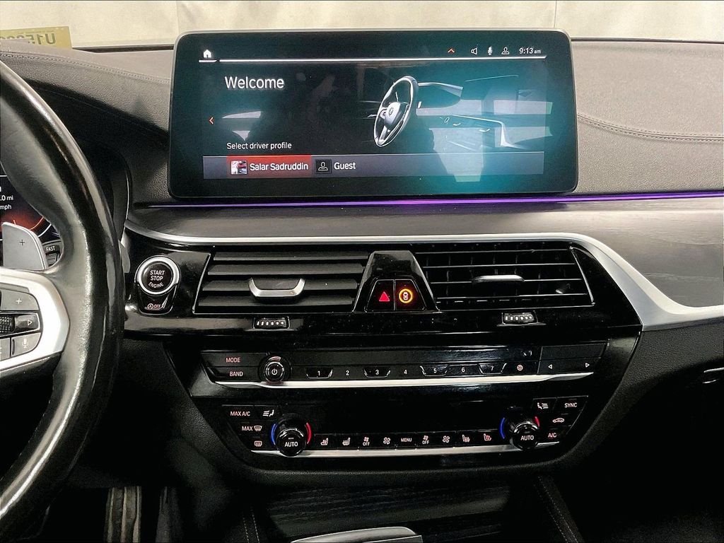 Used 2022 Black BMW M550i xDrive image 18