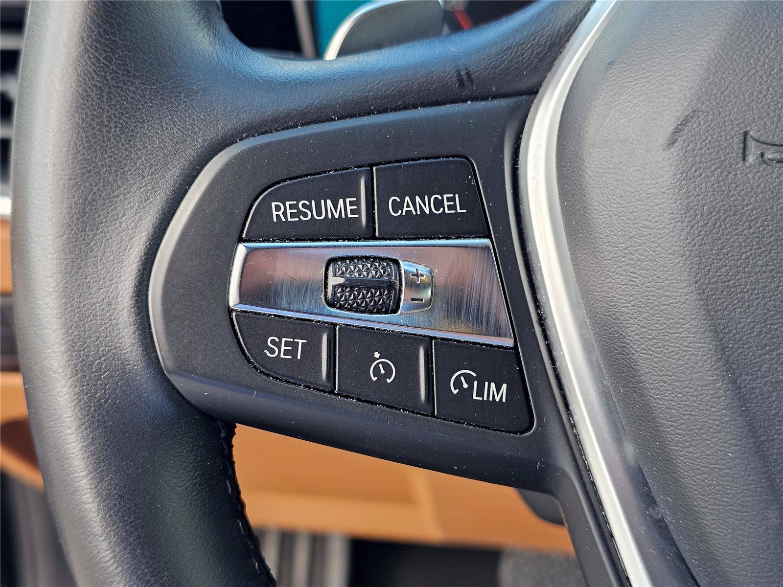Used 2022 Black Sapphire Metallic BMW 330i xDrive image 20