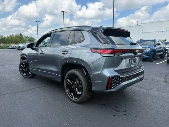 New 2026 Silver Volkswagen 2.0T SE R-Line Black image 5
