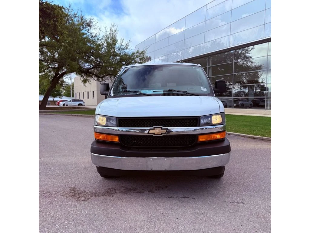 1GAZGPF76S1108208