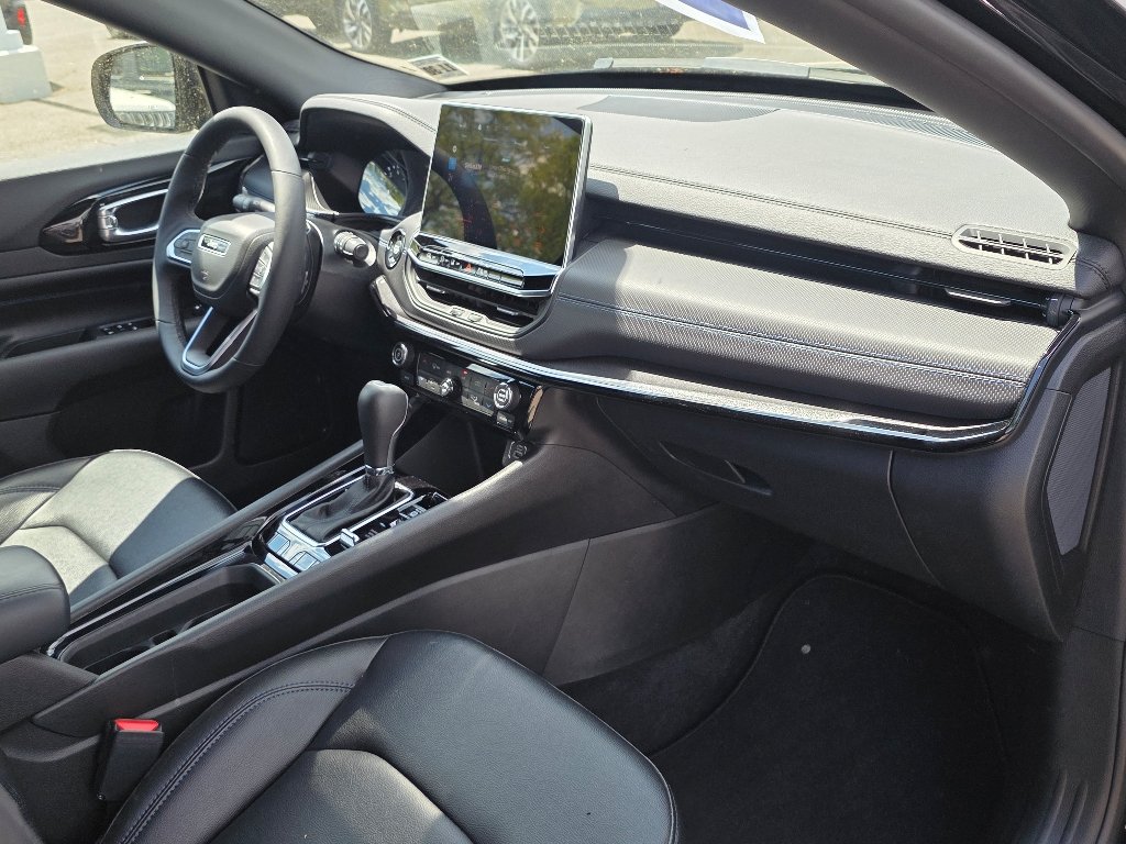 2026 Jeep Compass Limited - Photo 17