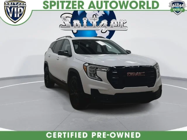 Used 2024 White GMC SLE image 4