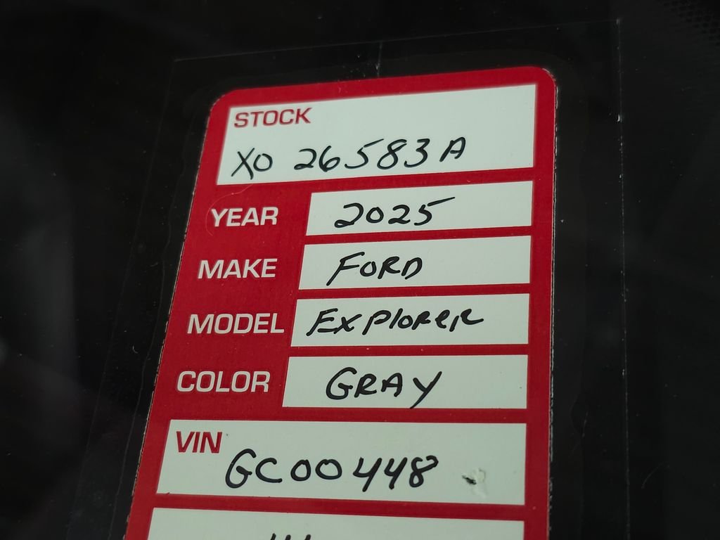Used 2025 Gray Metallic Ford ST-Line image 35