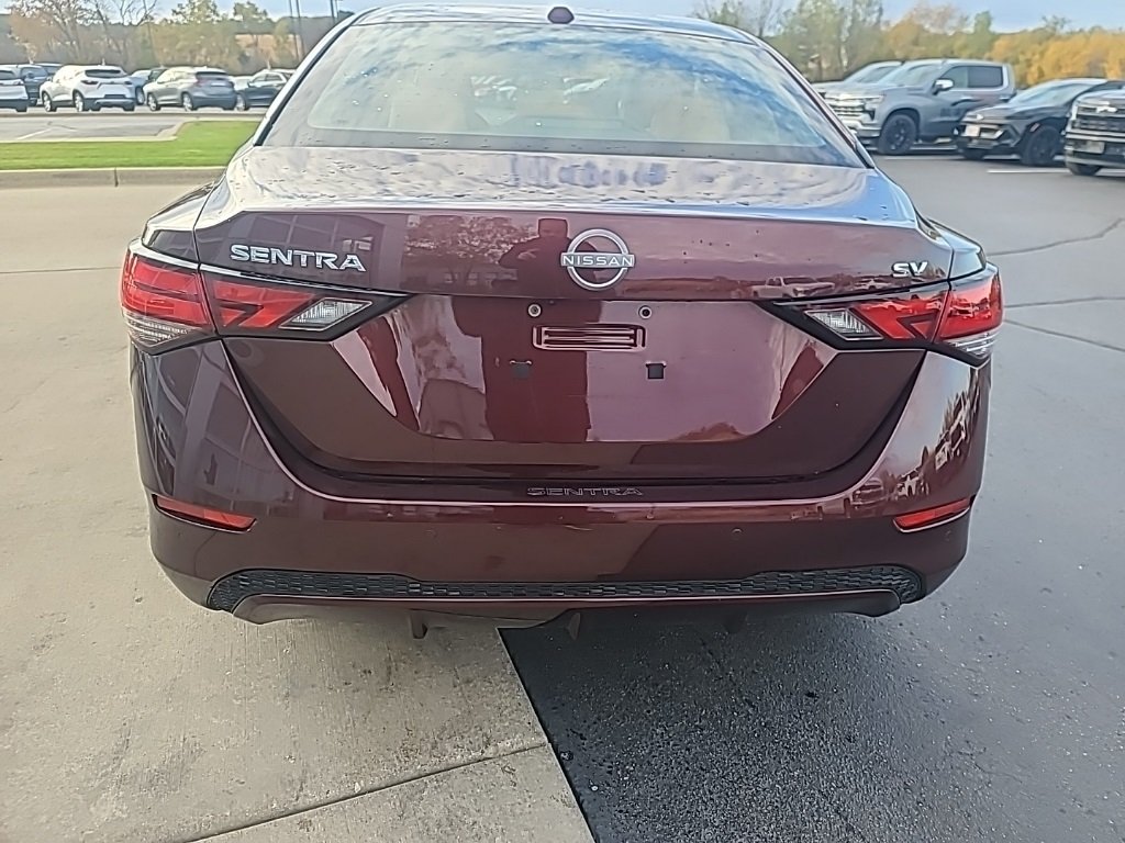 2024 Nissan Sentra SV photo 4