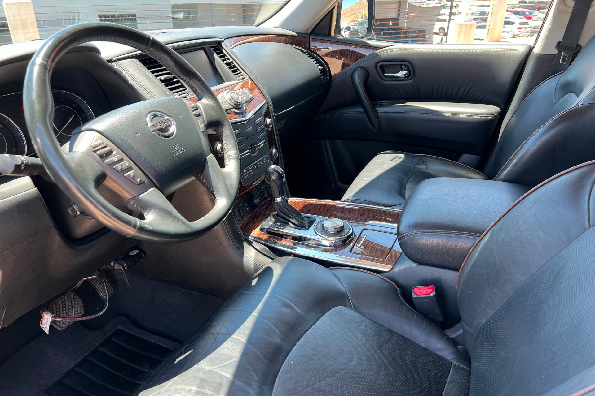 Used 2018 Gun Metallic Nissan SL image 16