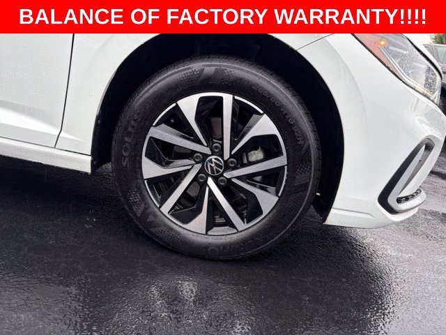 Used 2025 White Volkswagen 1.5T S image 8