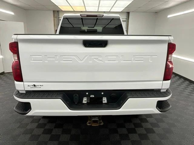 Used 2021 White Chevrolet LT image 20