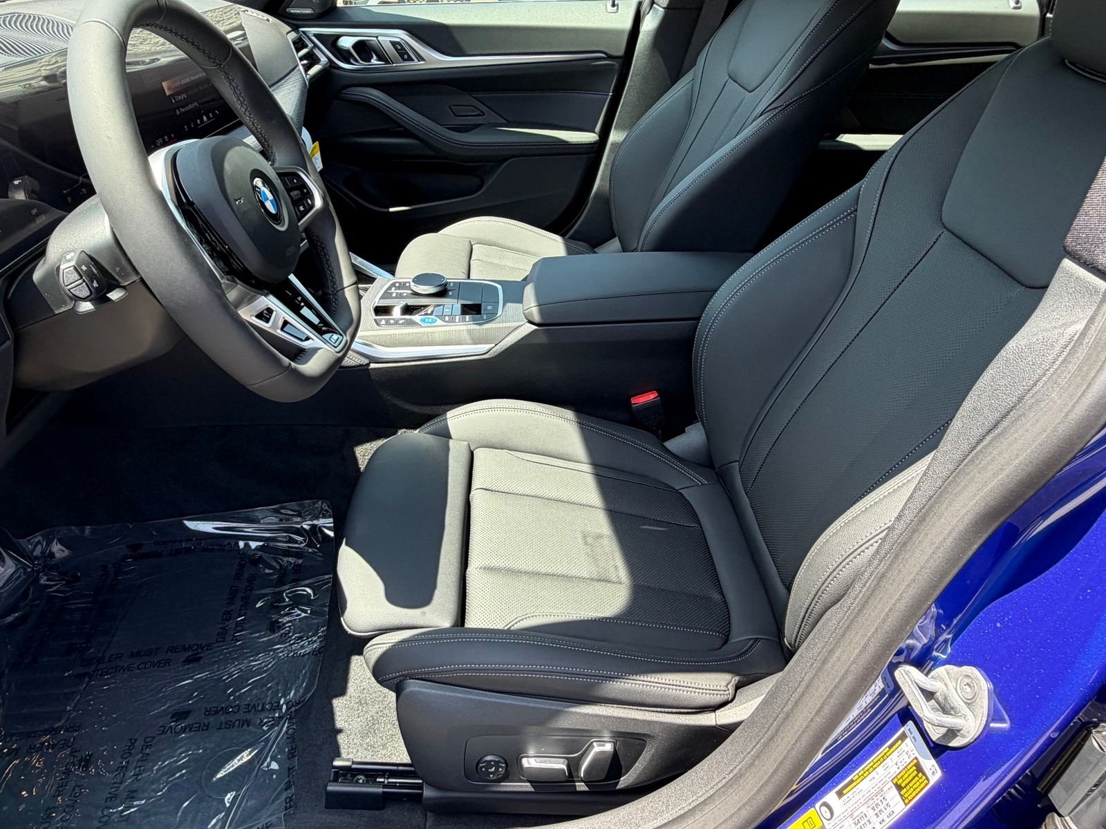 New 2026 Portimao Blue Metallic BMW xDrive40 image 20