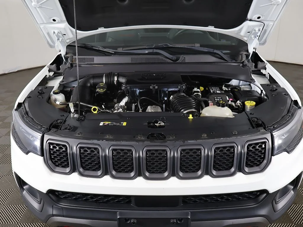 Used 2023 White Jeep Trailhawk image 17