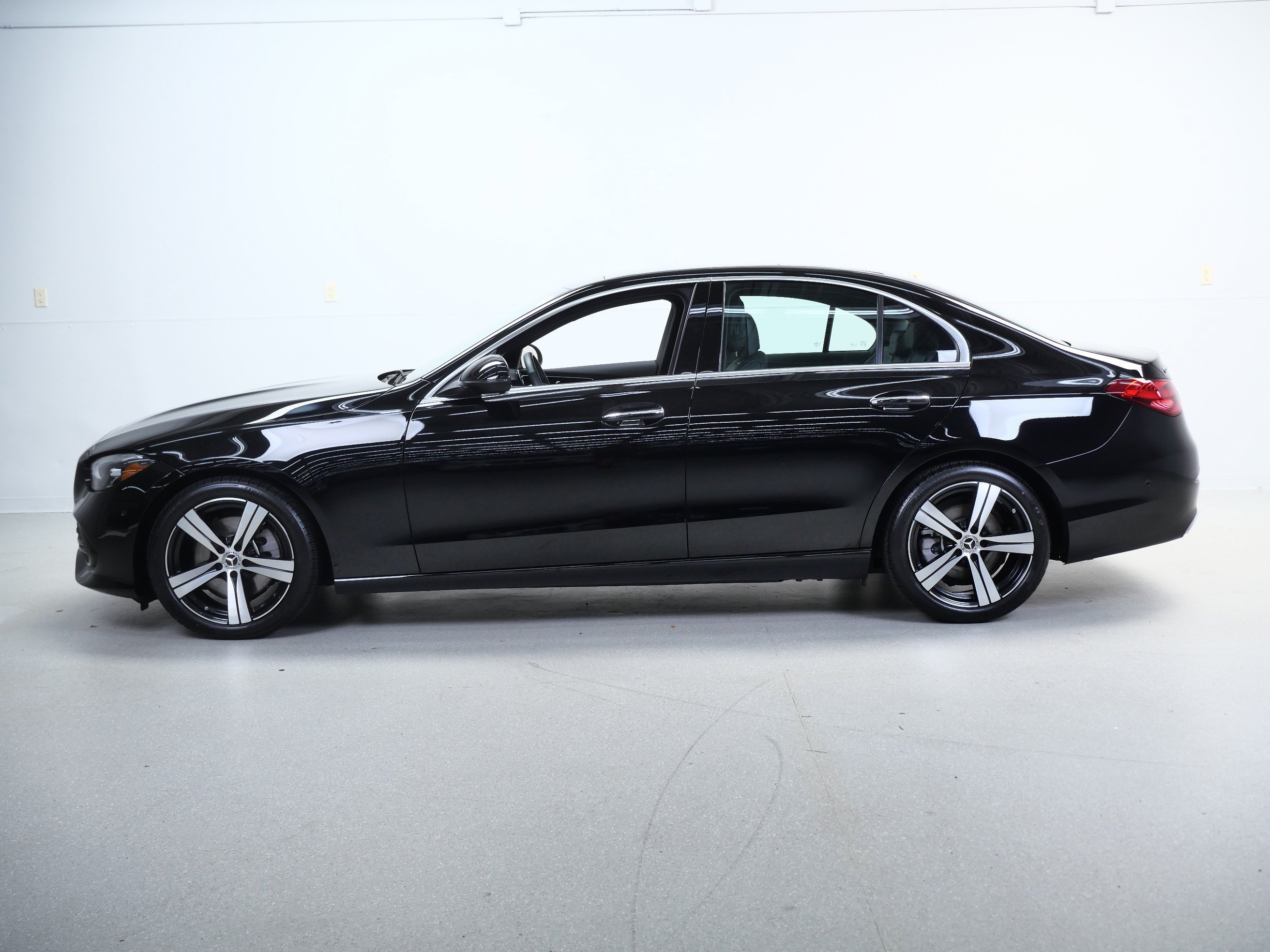 Used 2026 Black Mercedes-Benz C 300 image 10