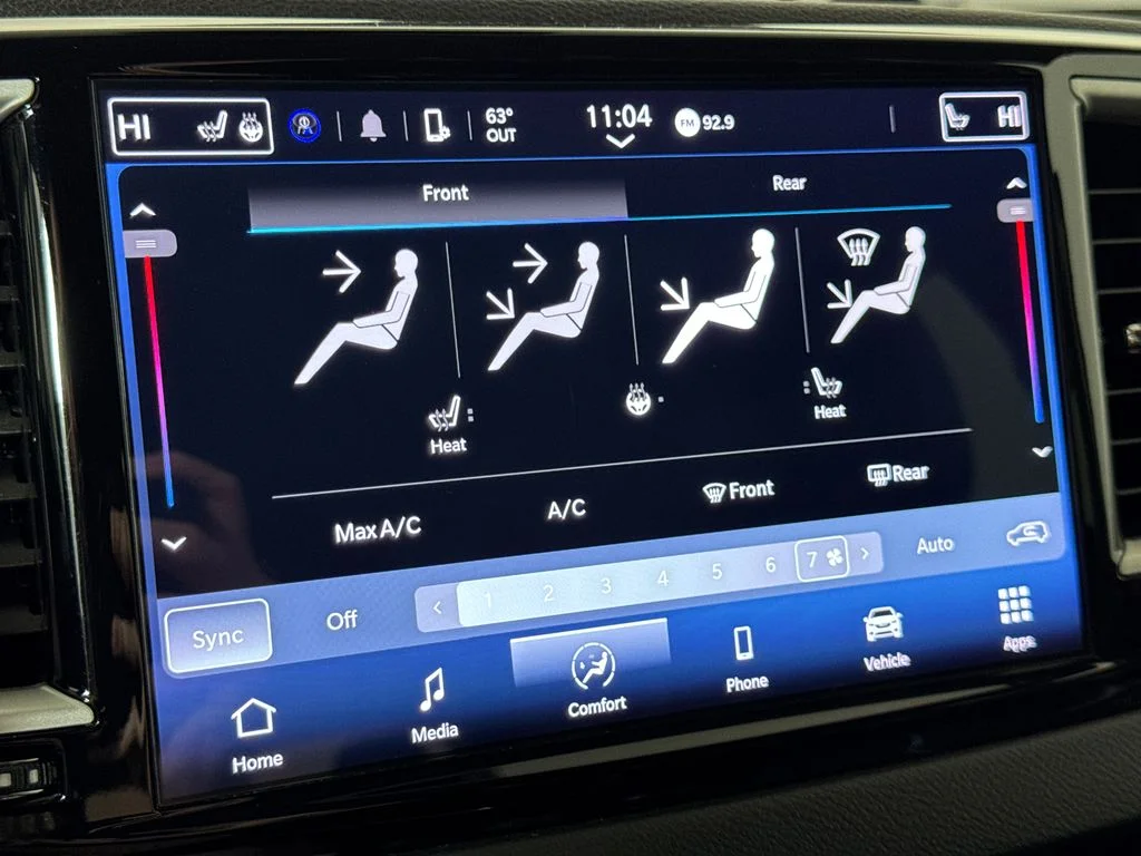Used 2024 Black Chrysler Touring L image 24