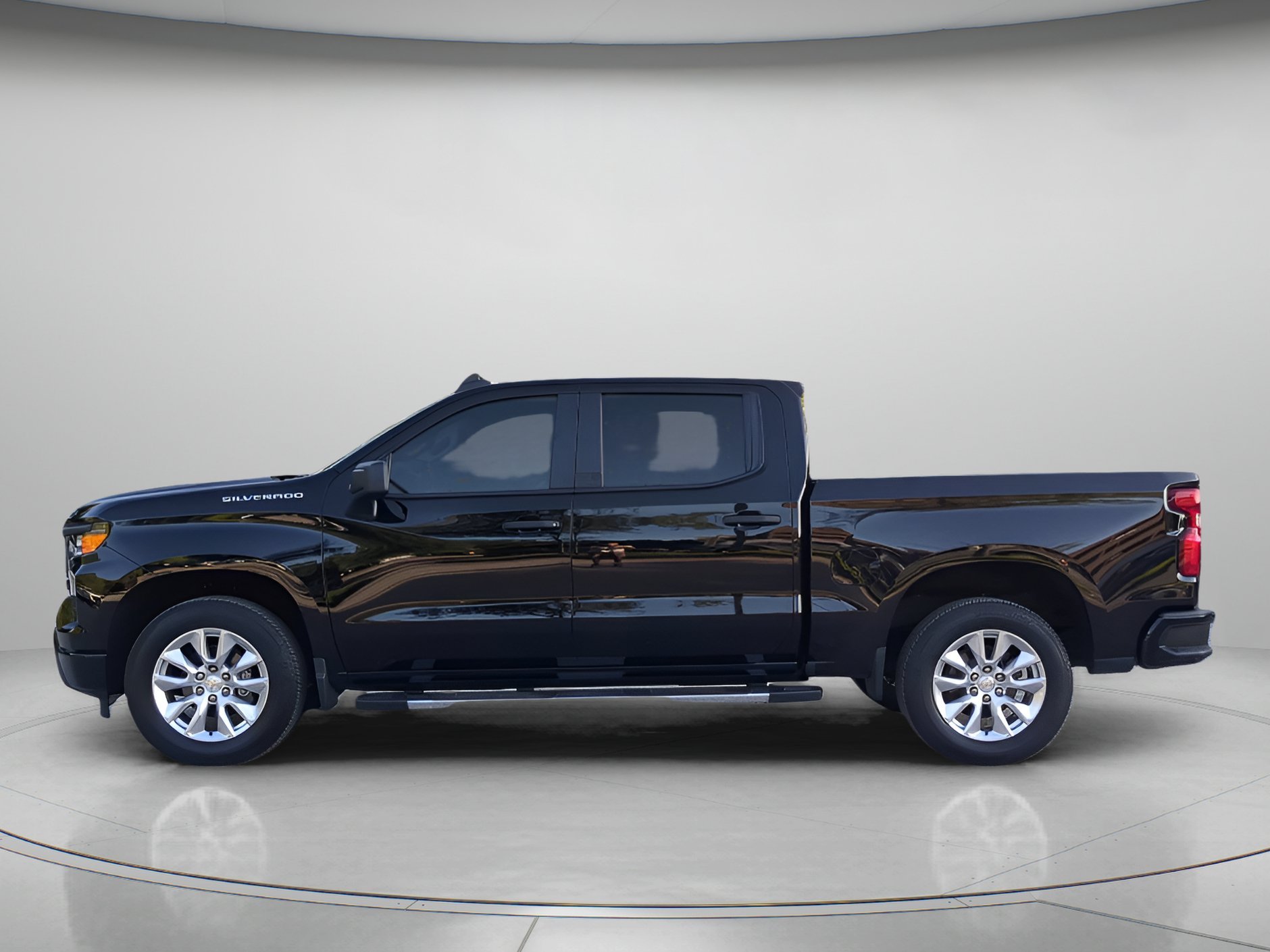 Used 2024 Black Chevrolet Custom Crew Cab Pickup image 42