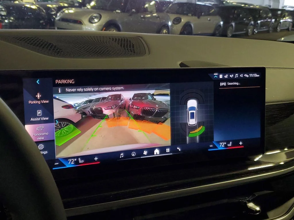 Used 2026 White BMW sDrive40i image 22