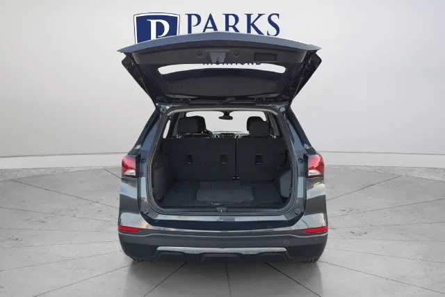 Used 2023 IRON GRAY METALLIC Chevrolet LT image 19