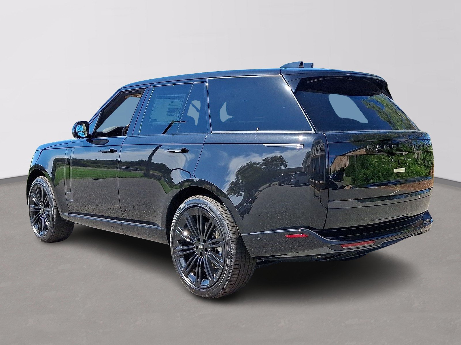 New 2027 Santorini Black Land Rover  image 4