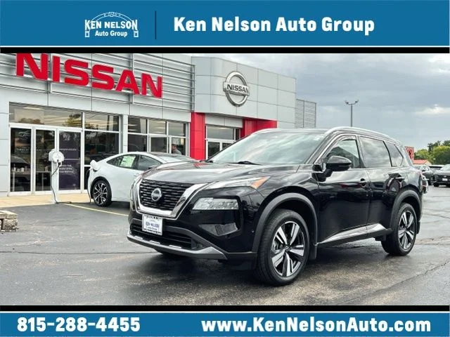 Used 2022 Black Nissan SL image 1