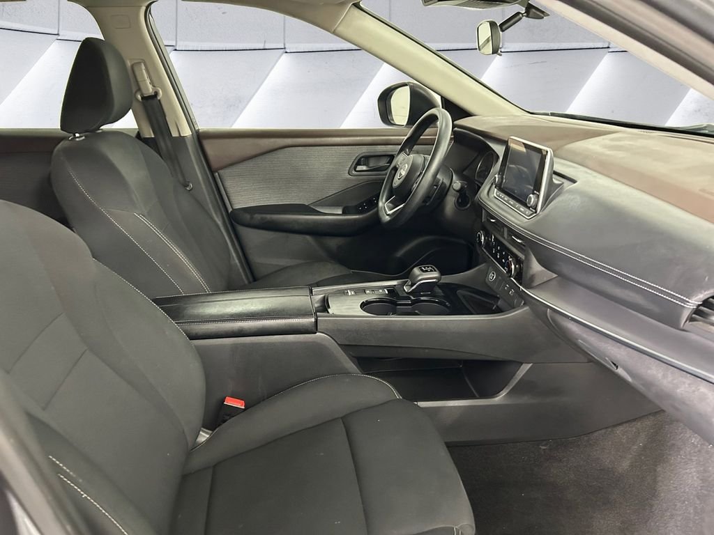 Used 2023 Gray Nissan S image 13