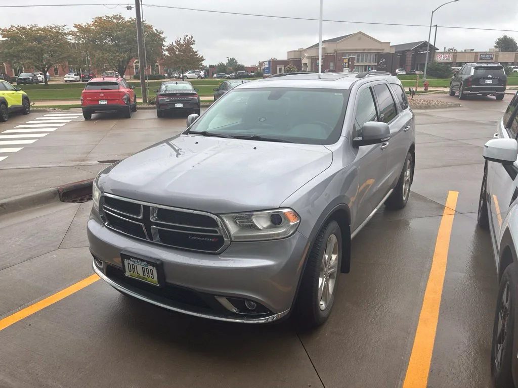 Used 2014 Silver Dodge Limited image 2